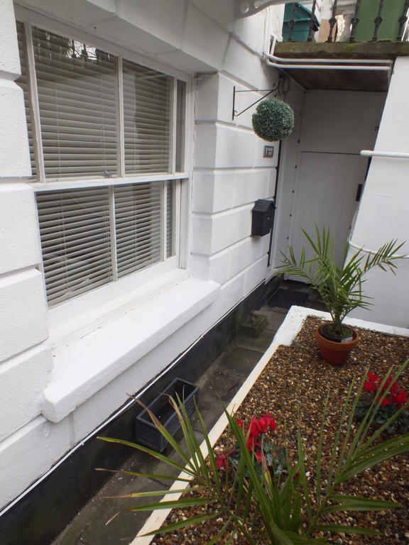 Garden Flat Apartment Royal Tunbridge Wells Ruang foto